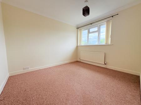 3 bedroom Semi-detached house for sale in Frogmore Lane, Waterlooville, Waterlooville, PO8