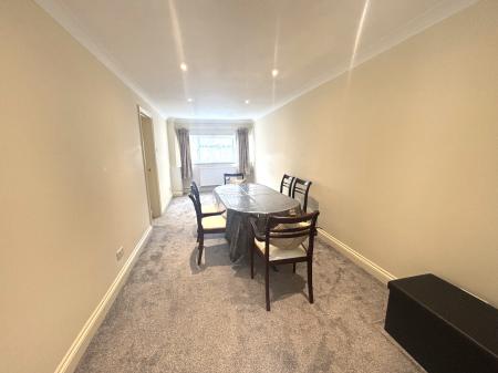 6 bedroom Town house to let in Leominster Road, Paulsgrove, Portsmouth, PO6