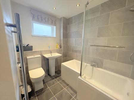 1 bedroom Semi-detached house for sale in Ripon Gardens, Waterlooville, Waterlooville, PO7