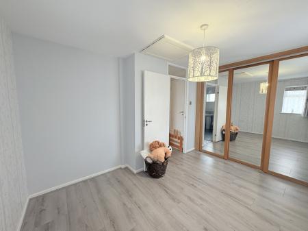 1 bedroom Semi-detached house for sale in Ripon Gardens, Waterlooville, Waterlooville, PO7