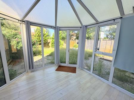 1 bedroom Semi-detached house for sale in Ripon Gardens, Waterlooville, Waterlooville, PO7