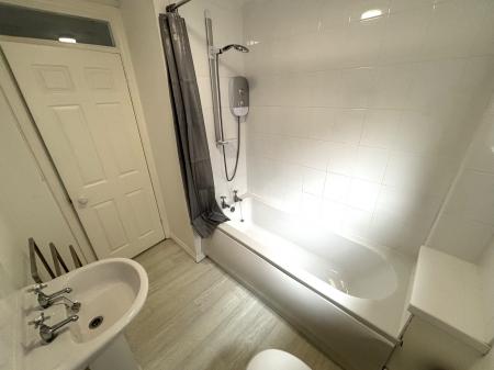 1 bedroom Mews house to let in Rowan Court, Southsea, Portsmouth, PO4