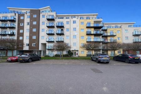 2 bedroom Flat for sale in Gisors Road, Southsea, Portsmouth, PO4