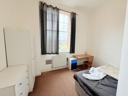 2 bedroom Flat for sale in The Vulcan, Gunwharf Quays, Portsmouth, PO1