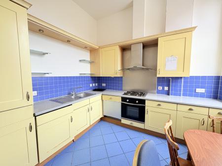 2 bedroom Flat for sale in The Vulcan, Gunwharf Quays, Portsmouth, PO1