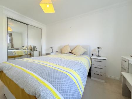 1 bedroom Flat for sale in Alverstone Road, Southsea, Portsmouth, PO4