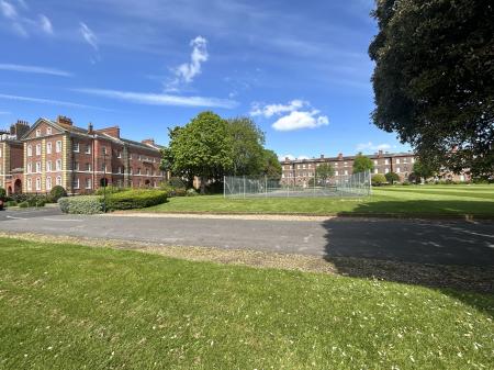 2 bedroom Penthouse to let in Royal Gate, Eastney, Portsmouth, PO4