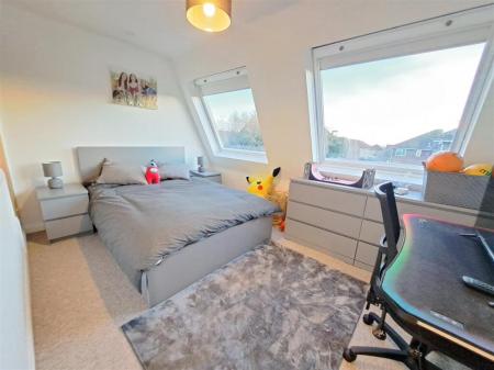 3 bedroom Terraced House to let in Cygnet Court, Portchester, Fareham, PO16