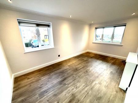 2 bedroom Flat to let in Horse Sands Close, Eastney, Portsmouth, PO4