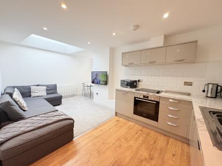 London Road, North End, Portsmouth, PO2