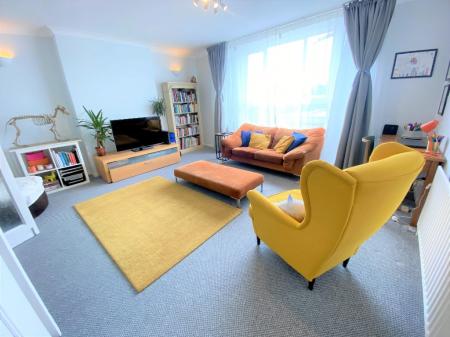 1 bedroom Flat for sale in Marmion Road, Southsea, Portsmouth, PO5