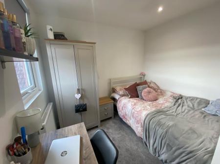 6 bedroom Terraced House to let in Lawson Road, Southsea, Portsmouth, PO5