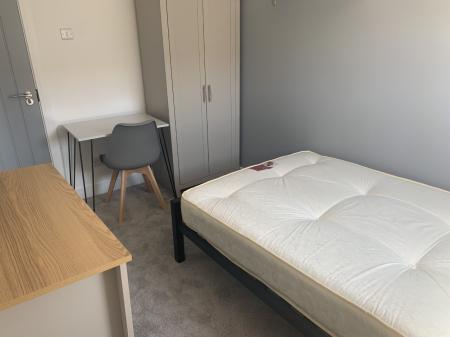 7 bedroom Terraced House to let in Lawson Road, Southsea, Portsmouth, PO5