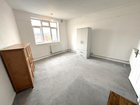 2 bedroom Flat to let in Palmerston Road, Southsea, Portsmouth, PO5