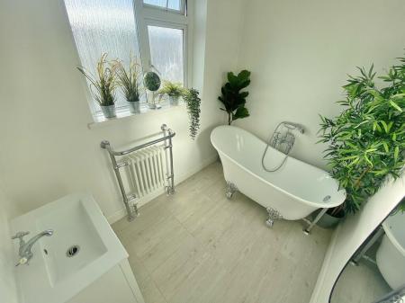 2 bedroom Terraced House to let in Forton Road, Fratton, Portsmouth, PO1