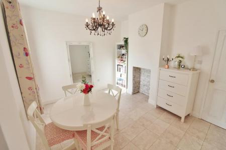2 bedroom Terraced House to let in Forton Road, Fratton, Portsmouth, PO1