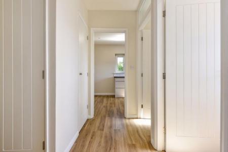 3 bedroom Flat to let in Stone Street, Southsea, Portsmouth, PO5