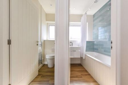 3 bedroom Flat to let in Stone Street, Southsea, Portsmouth, PO5