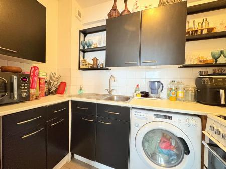 1 bedroom Flat to let in Elm Grove, Southsea, Portsmouth, PO5