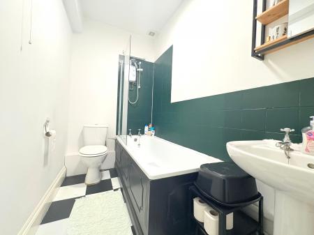 1 bedroom Flat to let in Elm Grove, Southsea, Portsmouth, PO5
