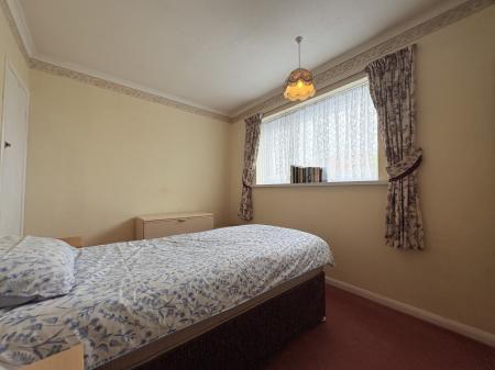 3 bedroom Semi-detached house for sale in Woodstock Road, Bedhampton, Havant, PO9