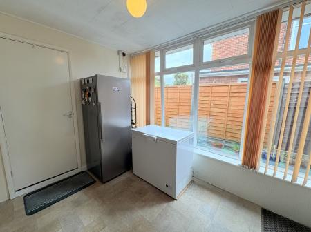 3 bedroom Semi-detached house for sale in Woodstock Road, Bedhampton, Havant, PO9