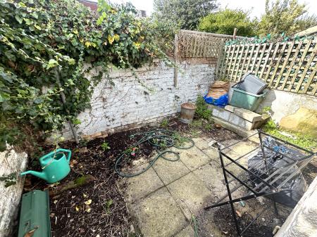 2 bedroom Terraced House to let in Trevor Road, Southsea, Portsmouth, PO4