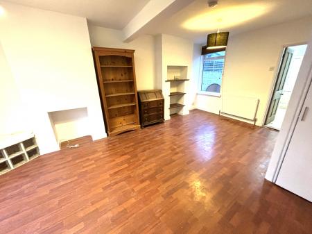 2 bedroom Terraced House to let in Trevor Road, Southsea, Portsmouth, PO4