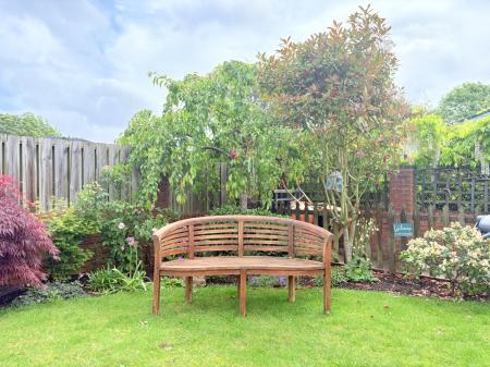 2 bedroom Semi-detached bungalow for sale in New Road, Bedhampton, Havant, PO9