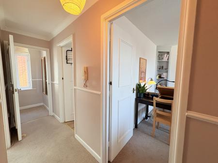 1 bedroom Flat for sale in Wilton Place, Southsea, Portsmouth, PO5