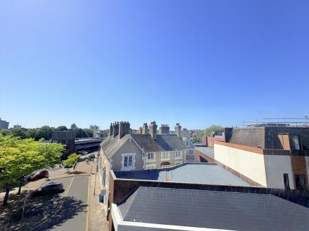 1 bedroom Flat for sale in Wilton Place, Southsea, Portsmouth, PO5