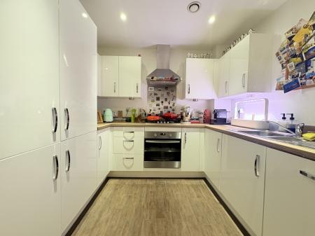 1 bedroom Flat for sale in Brunel Way, Bedhampton, Havant, PO9