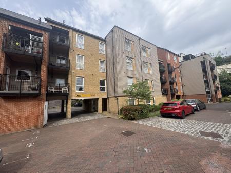 Brunel Way, Bedhampton, Havant, PO9