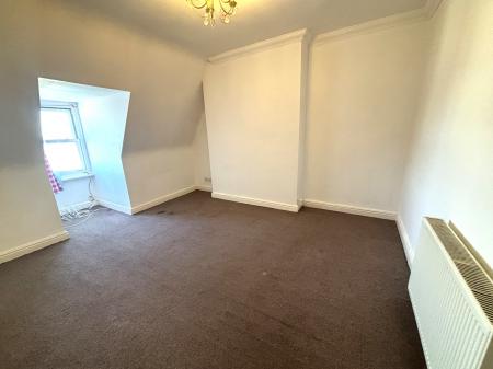 2 bedroom Flat to let in 30-32 Granada Road, Southsea, Portsmouth, PO4