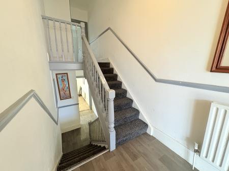 2 bedroom Maisonette to let in North End Avenue, North End, Portsmouth, PO2