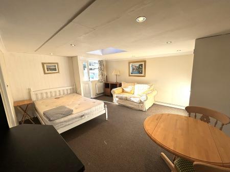 0 bedroom Flat to let in 21 Villiers Road, Southsea, Portsmouth, PO5