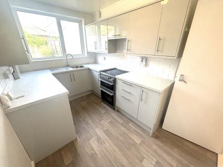 2 bedroom Terraced House to let in Twyford Avenue, Tipner, Portsmouth, PO2