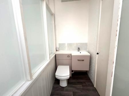 2 bedroom Flat to let in Western Parade, Southsea, Portsmouth, PO5