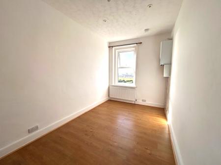 2 bedroom Flat to let in Western Parade, Southsea, Portsmouth, PO5