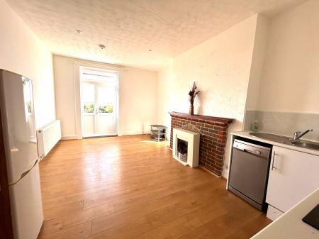 2 bedroom Flat to let in Western Parade, Southsea, Portsmouth, PO5