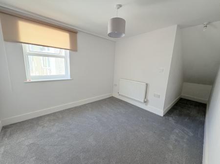1 bedroom Flat for sale in Alhambra Road, Southsea, Portsmouth, PO4
