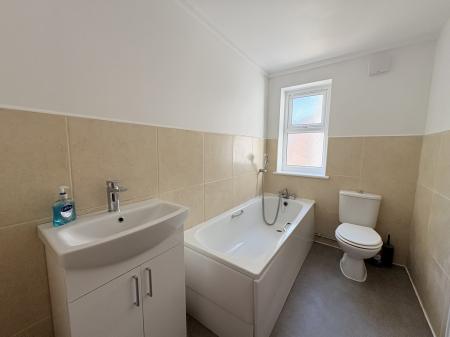 1 bedroom Flat for sale in Alhambra Road, Southsea, Portsmouth, PO4