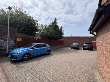1 bedroom Flat to let in Vita Road, Hilsea, Portsmouth, PO2