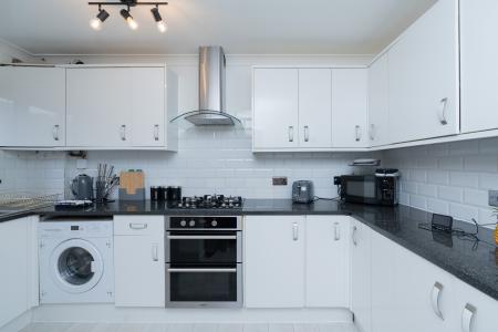 3 bedroom Terraced House to let in Sun Street, Portsmouth, PO1