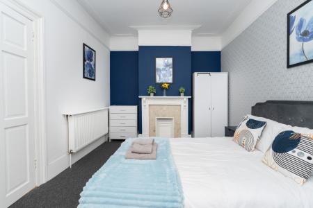 4 bedroom Terraced House to let in Orchard Road, Southsea, Portsmouth, PO4