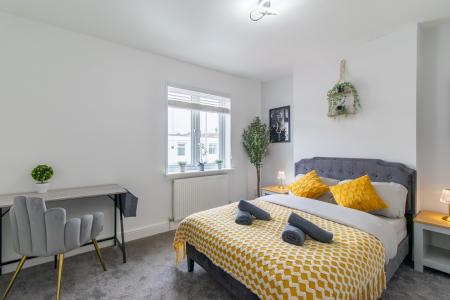 3 bedroom Detached house to let in Eastney Road, Southsea, Portsmouth, PO4