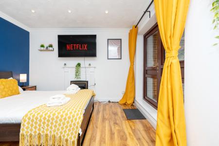 1 bedroom Flat to let in Robert Mack Court, St Georges Way