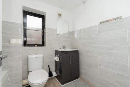 1 bedroom Flat to let in Robert Mack Court, St Georges Way