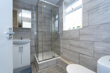 4 bedroom Semi-detached house to let in Lincoln Road, Fratton, Portsmouth, PO1