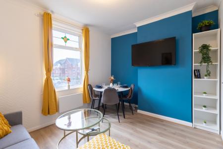 2 bedroom Flat to let in Copnor Road, Portsmouth, PO3